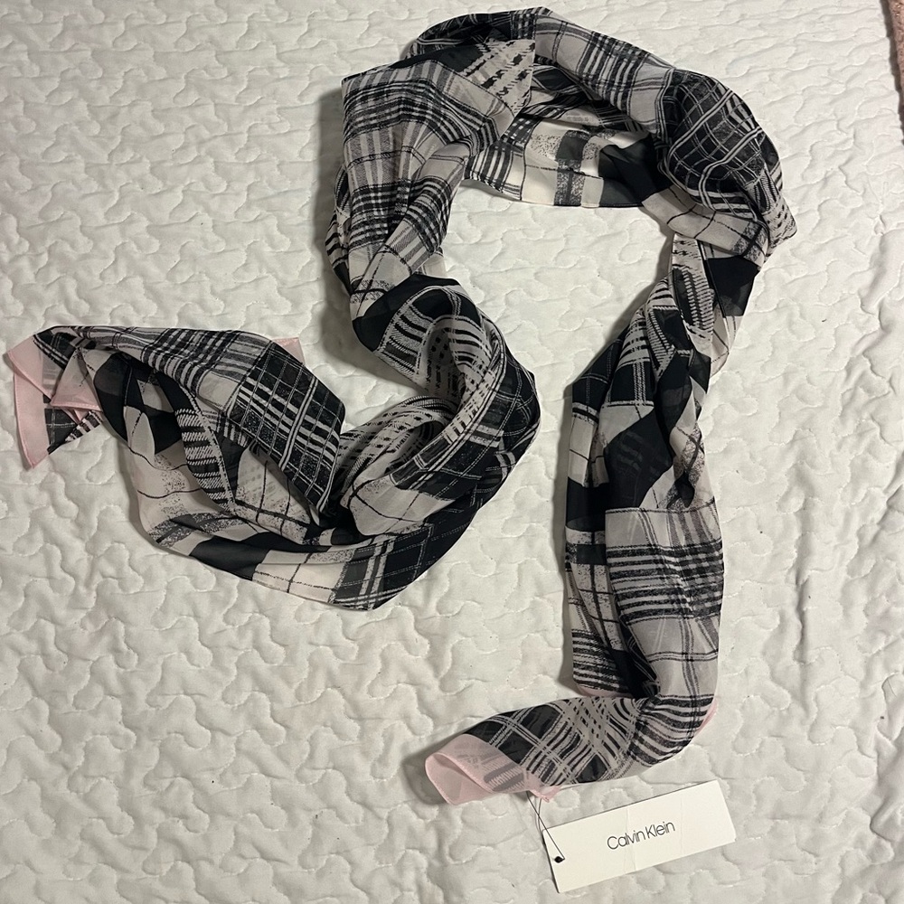 Calvin Klein scarf